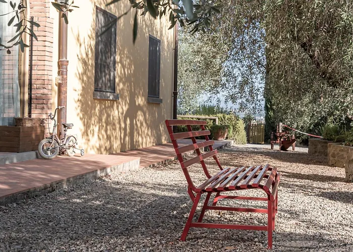 Il Pintello - La Lepre Alloggio per agriturismo *